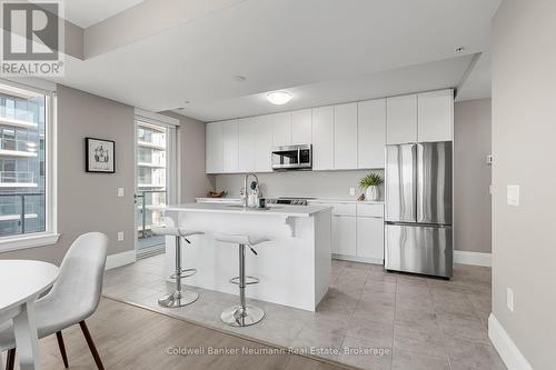 802 - 73 Arthur Street, Guelph (St. George'S), ON - Indoor Photo Showing Other Room