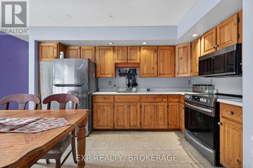 4 Water Street, Rideau Lakes, ON - Indoor Photo Showing Kitchen
