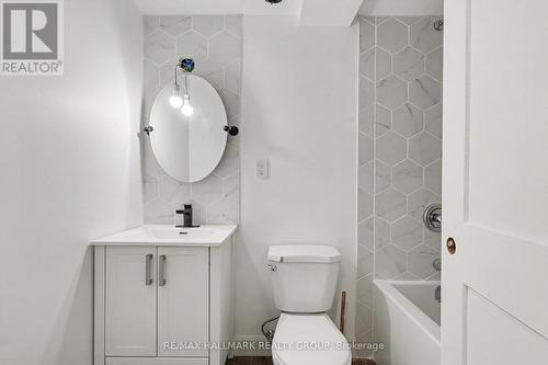 Ensuite Bathroom - In Primary Bedroom - B - 1319 N Avenue, Ottawa, ON - Indoor Photo Showing Bathroom