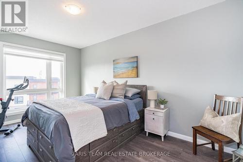 603 - 302 Essa Road, Barrie, ON - Indoor Photo Showing Bedroom