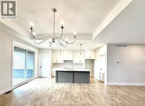 33 Duskridge Road, Chatham, ON - Indoor Photo Showing Kitchen