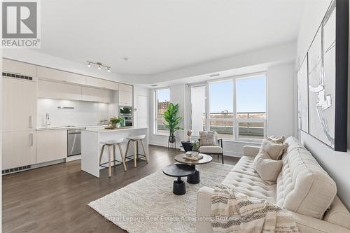 708 - 38 Cameron Street, Toronto, ON - Indoor Photo Showing Living Room