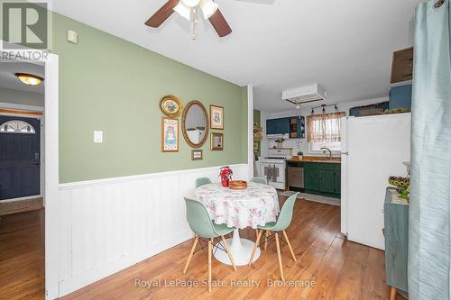 2323 56 Highway, Hamilton, ON - Indoor Photo Showing Dining Room