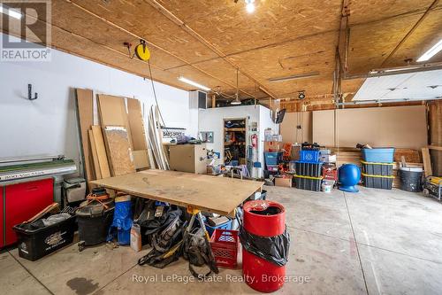 2323 56 Highway, Hamilton, ON - Indoor Photo Showing Garage