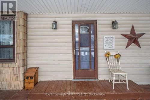 2323 56 Highway, Hamilton, ON - Outdoor With Exterior