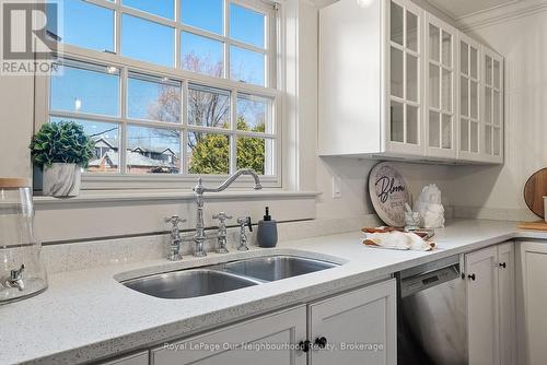 67 Ontario Street, Clarington (Bowmanville), ON - Indoor Photo Showing Kitchen With Double Sink
