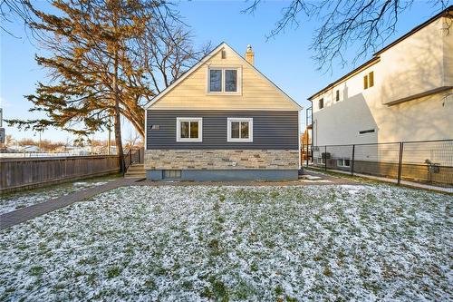 111 Blenheim Avenue  Winnipeg, MB R2M 0J1