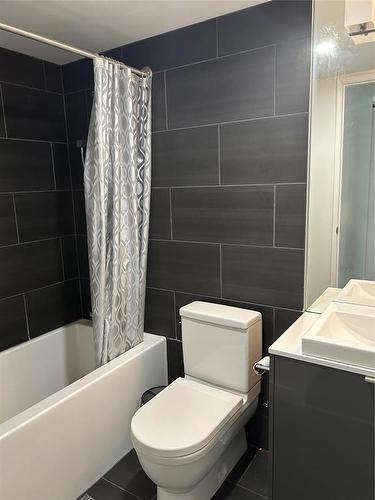 602 311 Hargrave Street, Winnipeg, MB - Indoor Photo Showing Bathroom