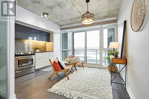 525 - 1190 Dundas Street E, Toronto, ON - Indoor