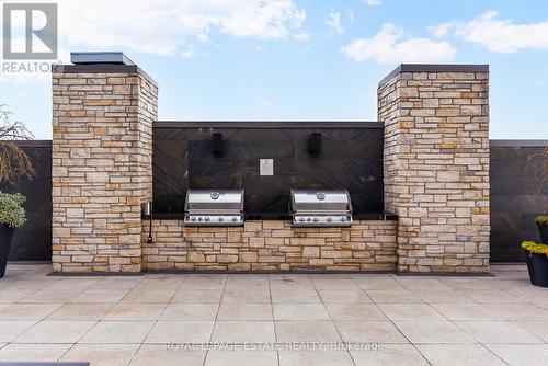 525 - 1190 Dundas Street E, Toronto, ON - Outdoor