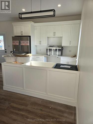 2 - 45 Heber Street, Quinte West (Trenton Ward), ON - Indoor Photo Showing Laundry Room