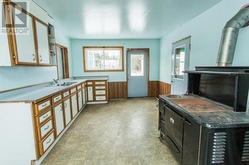 2504 Government Rd, Desbarats, ON - Indoor