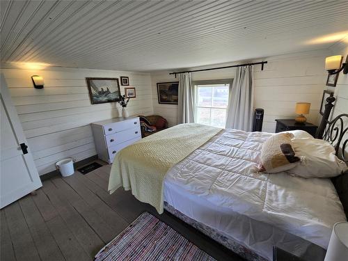 1 Keats Road, Newmans Cove, NL 