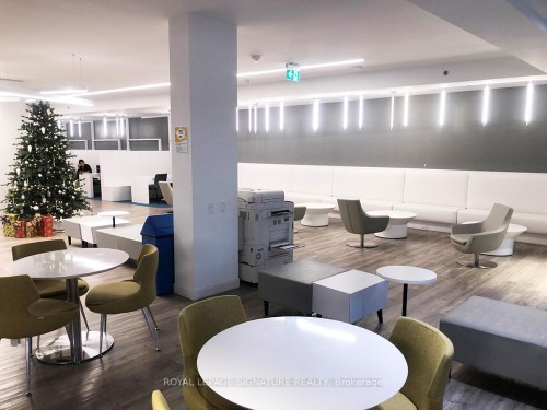 4115-181 Dundas Street E, Toronto, ON - Indoor