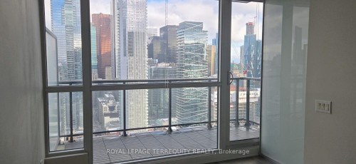 3609-290 Adelaide Street W, Toronto, ON - Indoor Photo Showing Other Room