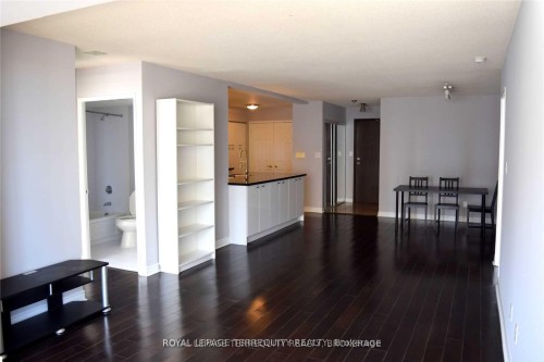 1009-30 Greenfield Avenue, Toronto, ON - Indoor