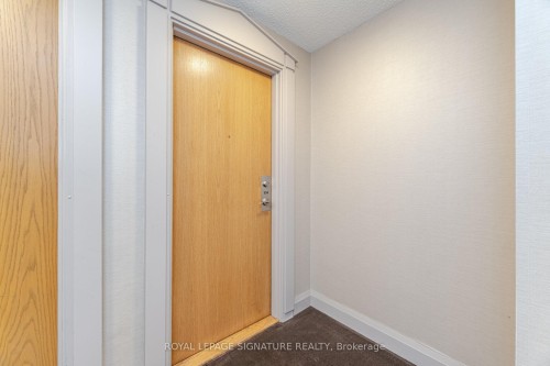 804-3 Hickory Tree Road, Toronto, ON - Indoor Photo Showing Other Room