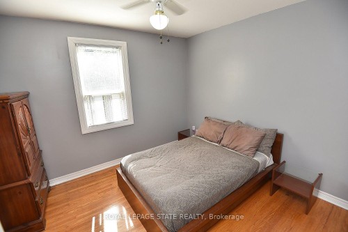 6-29 Sherman Avenue S, Hamilton, ON - Indoor Photo Showing Bedroom