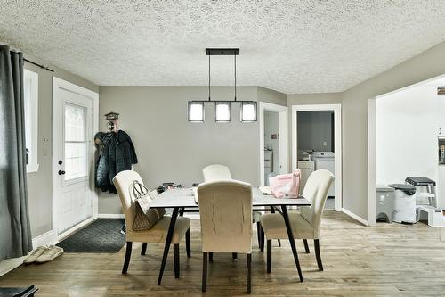 Cuisine - 52  - 56 3E Avenue, Windsor, QC - Indoor Photo Showing Dining Room
