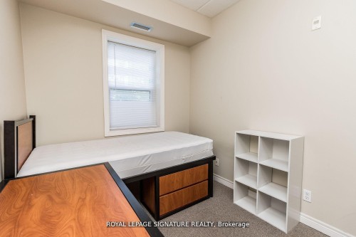 101-253 Lester Street, Waterloo, ON - Indoor