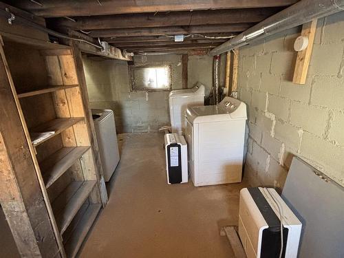 112 Mercury Ave. E, Atikokan, ON - Indoor