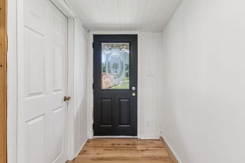 Hall d'entrée/Vestibule - 153 Rue Marleau, Denholm, QC - Indoor Photo Showing Other Room