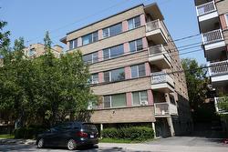 102-4921 Av. Clanranald  Montréal (Côte-Des-Neiges/Notre-Dame-De-Grâce), QC H3X 2S1