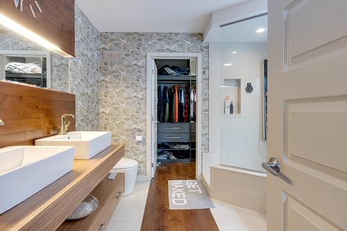 Ensuite bathroom - 955 Rue Des Cimes, Sainte-Adèle, QC - Indoor Photo Showing Bathroom