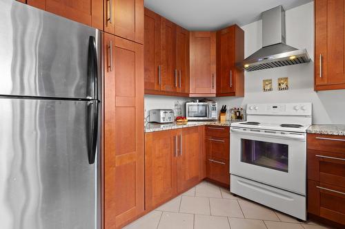 Kitchen - 4575 Rue De La Rogeloise, Sainte-Adèle, QC - Indoor Photo Showing Kitchen