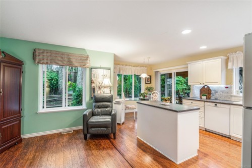 83 Bridgewater Lane, Parksville, BC 