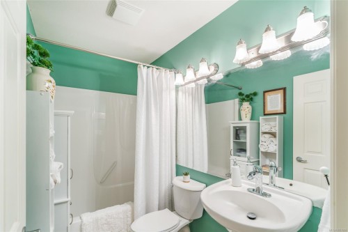 83 Bridgewater Lane, Parksville, BC 