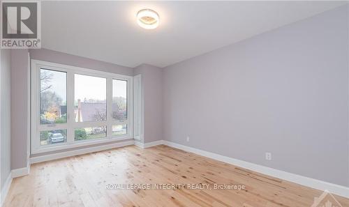 366 Fullerton Avenue, Ottawa, ON - Indoor Photo Showing Other Room