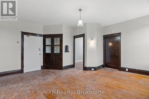 32 - 109 Downie Street, Stratford, ON - Indoor Photo Showing Other Room