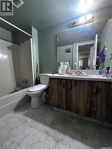 610 20 Kleisinger Crescent, Regina, SK - Indoor Photo Showing Bathroom