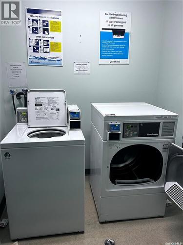 610 20 Kleisinger Crescent, Regina, SK - Indoor Photo Showing Laundry Room