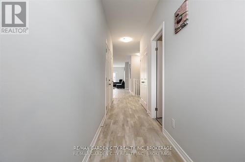 34 Bounty Avenue W, Thorold (Rolling Meadows), ON - Indoor Photo Showing Other Room