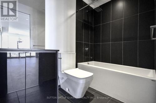 4103 - 70 Temperance Street, Toronto, ON - Indoor Photo Showing Bathroom