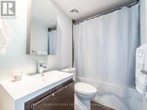 02 - 1030 King Street W, Toronto, ON - Indoor Photo Showing Bathroom