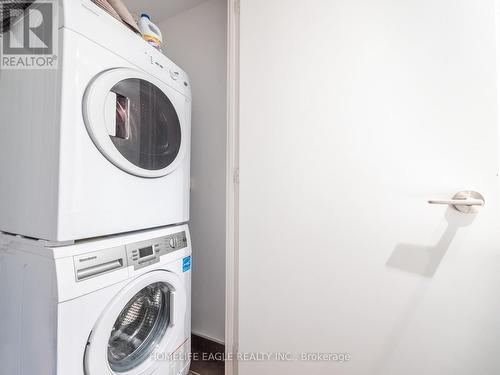 02 - 1030 King Street W, Toronto, ON - Indoor Photo Showing Laundry Room