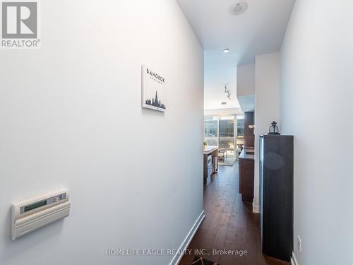 02 - 1030 King Street W, Toronto, ON - Indoor Photo Showing Other Room