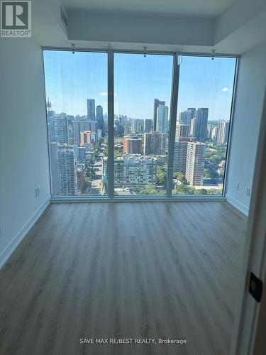 3707 - 319 Jarvis Street, Toronto, ON - Indoor Photo Showing Other Room