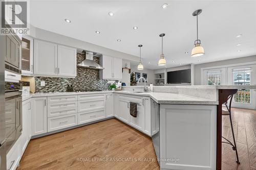 151 - 1995 Royal Road, Pickering, ON - Indoor Photo Showing Kitchen With Upgraded Kitchen