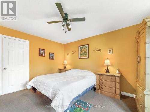 47 Dynasty Avenue, Hamilton (Stoney Creek), ON - Indoor Photo Showing Bedroom