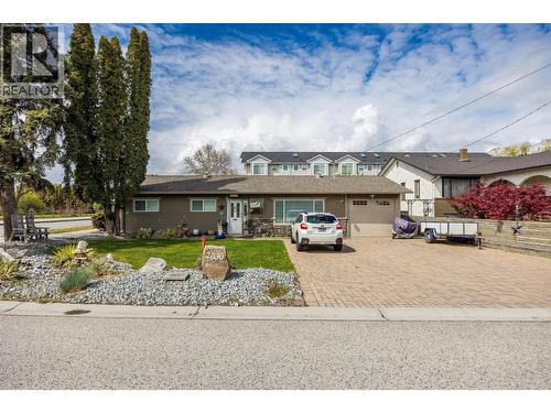 2030 Wilkinson Street  Kelowna, BC V1Y 3Z8
