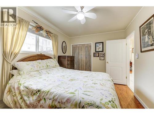 2030 Wilkinson Street, Kelowna, BC - Indoor Photo Showing Bedroom