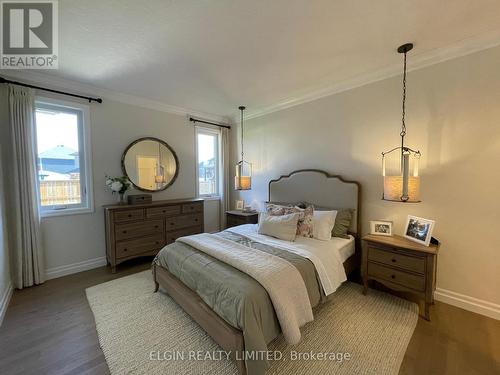 1 Huntley Avenue, Tillsonburg, ON - Indoor Photo Showing Bedroom