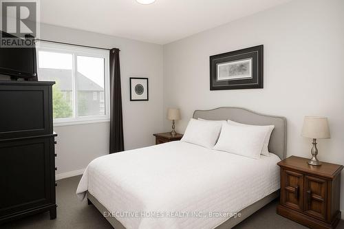 129 - 2635 Bateman Trail, London South, ON - Indoor Photo Showing Bedroom