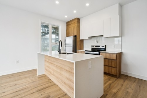 201-253 Boul. de Maple Grove , Beauharnois, QC J6N 1L5 1