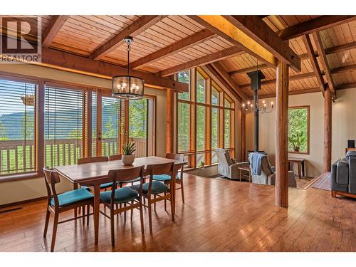 1099 Enderby Mabel Lake Road, Enderby, BC - Indoor Photo Showing Dining Room