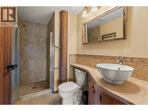1099 Enderby Mabel Lake Road, Enderby, BC - Indoor Photo Showing Bathroom